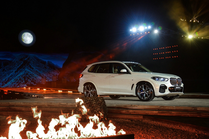 a 04.全新BMW X5.jpg
