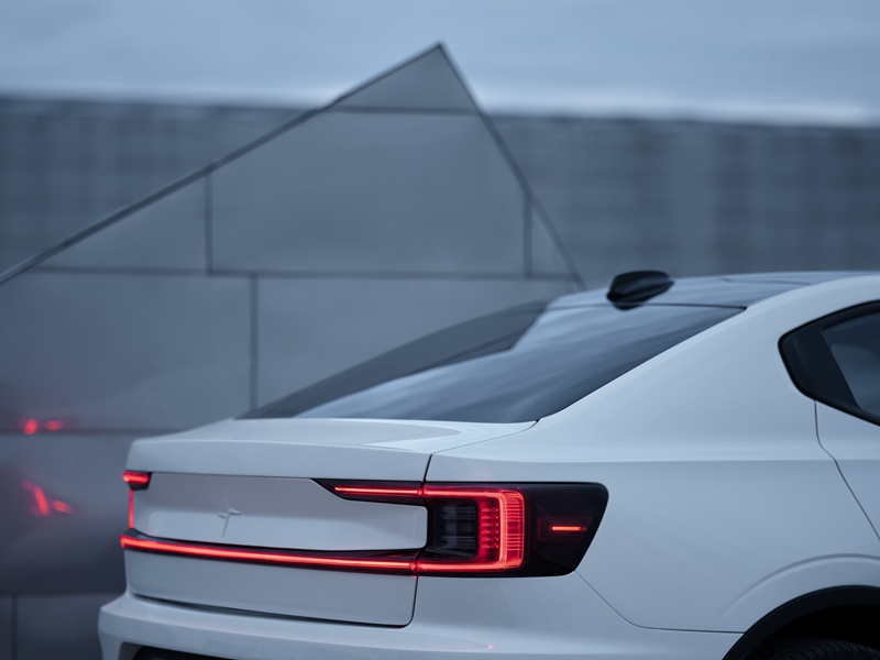 a Polestar_2_011.jpg