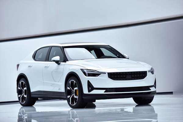 a Polestar 2 外观1.jpg