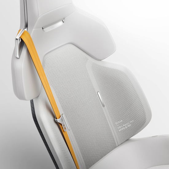 全球首款3D飞线汽车座椅.jpg