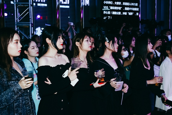a02.jpg