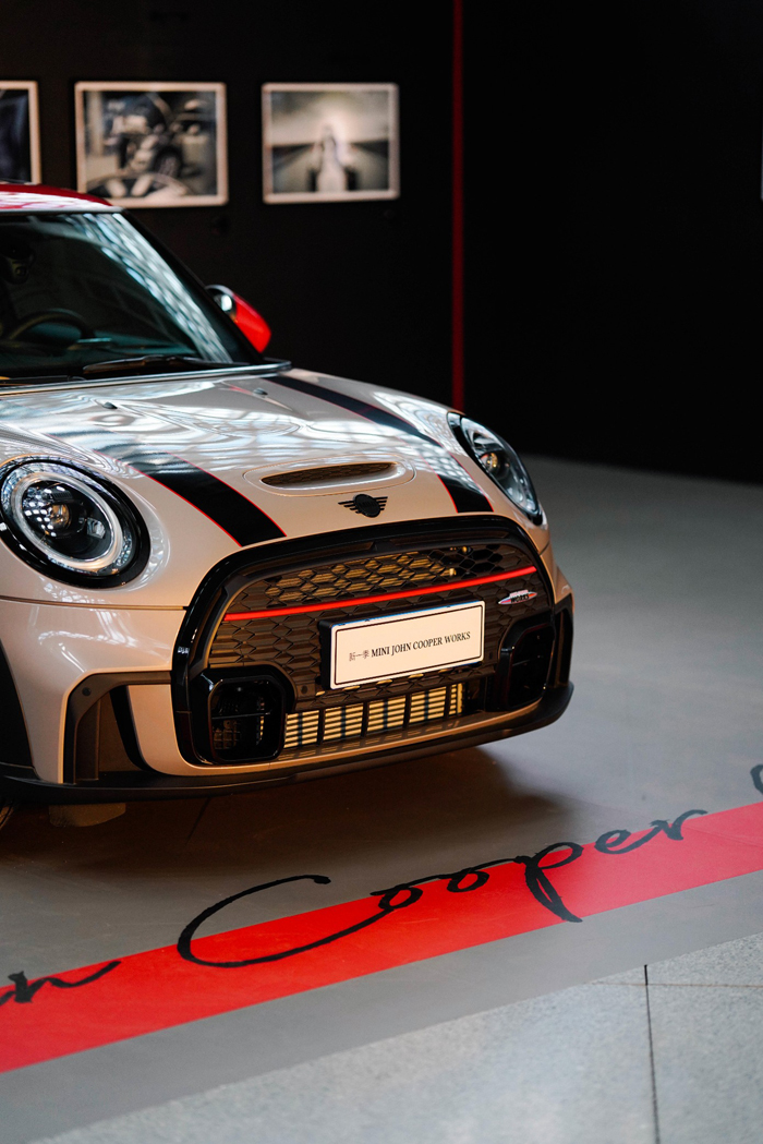 03. 新一季MINI JOHN COOPER WORKS三本版.jpg