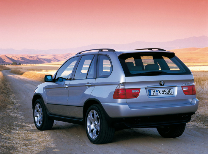 02.第一代BMW X5.jpg