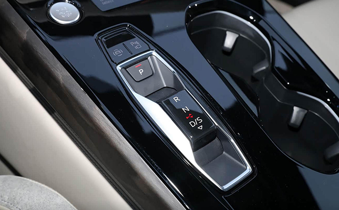 1772086518609011.jpg 奥迪 3.jpg